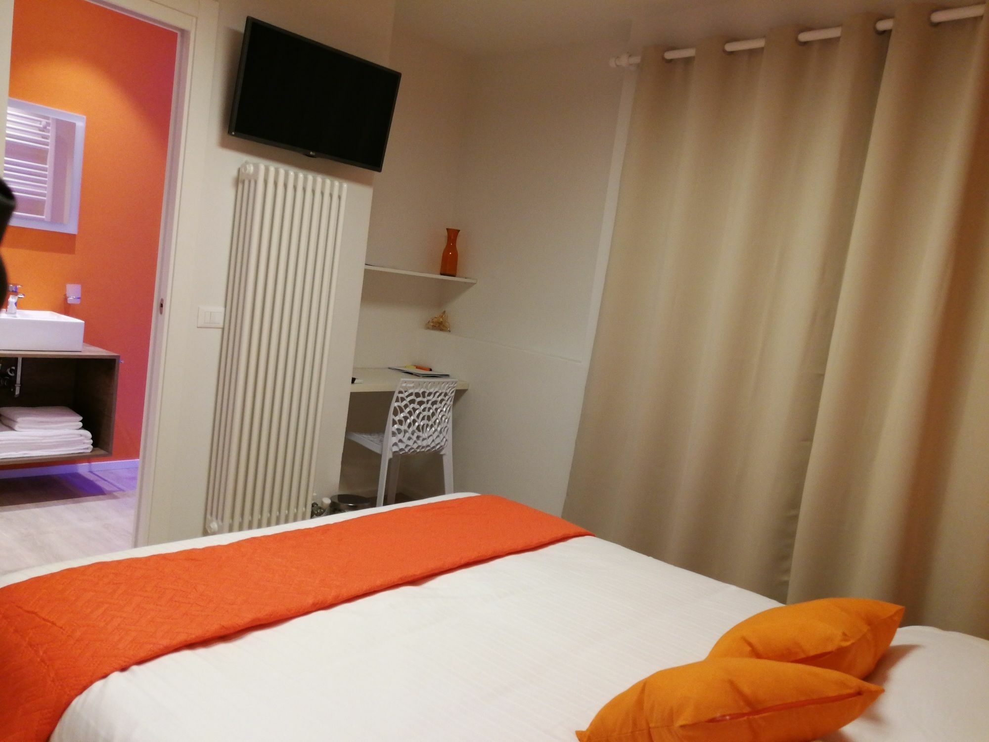 Suite Color เวโรนา ภายนอก รูปภาพ